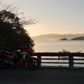 写真: 琵琶湖畔にて、夕日と共に。12_11_CIMG6035