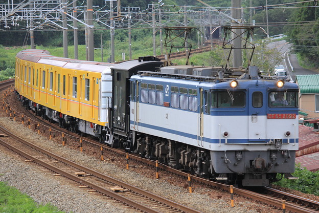 写真: EF65 2092（東京メトロ1000系）