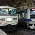 写真: JR東日本185系&E531系