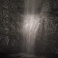 Photos: 洞窟の滝