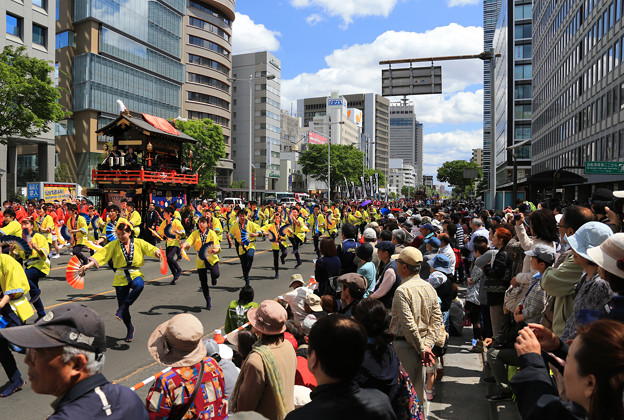 写真: 仙台青葉祭り