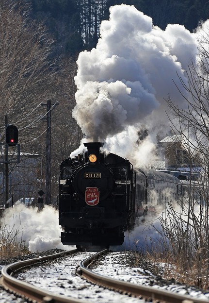写真: 迫力の蒸気機関車