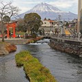 写真: 富士の見える町