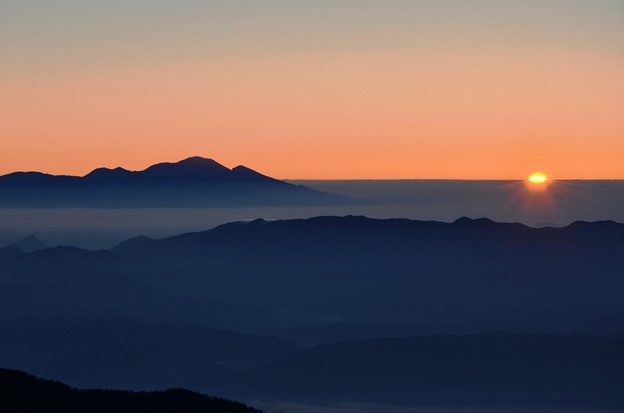 山頂の日出