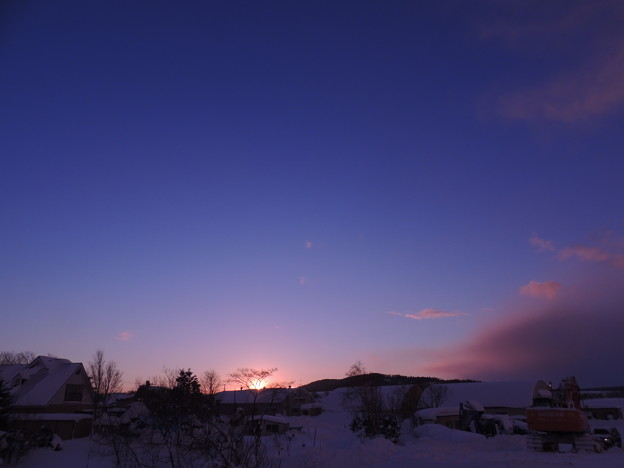 写真: 氷点下１６℃の夜明け