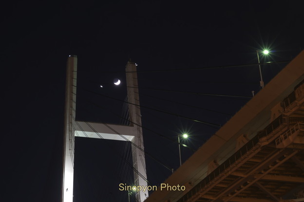 ベイブリッジ　月と金星
