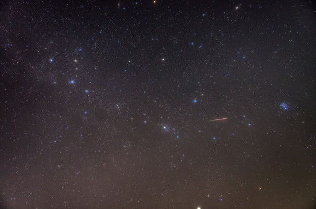 写真: ペルセウス座流星群