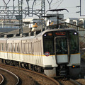 写真: 近鉄6820系開運号