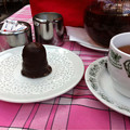 写真: お茶とプティフール