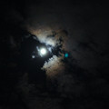 写真: 薄雲の中の中秋の名月_02