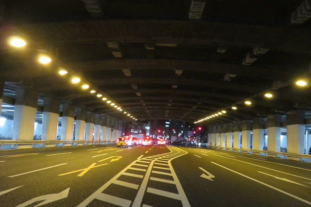 湊川トンネル