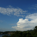 写真: 呑吐ダムの夏雲