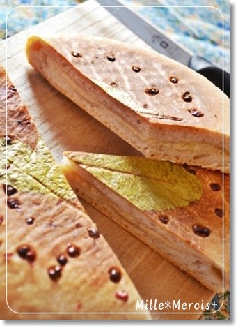 写真: ガーリックのパン・ド・セーグル