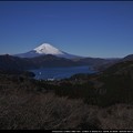 写真: 謹賀新年　箱根富士見峠より望む富士山