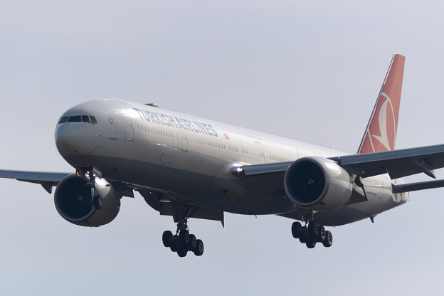 写真: Turkish Airlines Boeing 777-3F2/ER