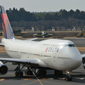 写真: Delta Air Lines Boeing 747-451