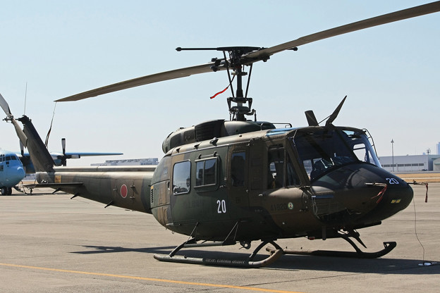 写真: 陸上自衛隊　UH-1J多用途ヘリコプター　機体番号41820　IMG_9397_2