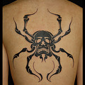 写真: 髑髏,スカル,蜘蛛,トライバル,タトゥー,背中