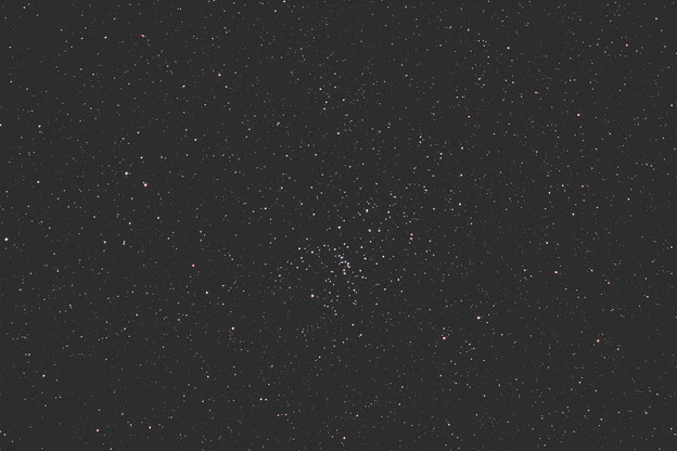 写真: うみへび座の散開星団M48