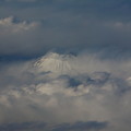 写真: 雲隠れ富士山