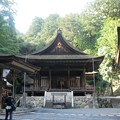 日吉大社・東本宮拝殿、左・樹下神社