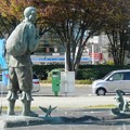 写真: 002因幡の白兎像・鳥取駅前