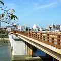 鶴見橋・旭川に架かる橋