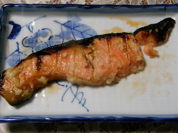 写真: 鮭の塩麹漬け焼き