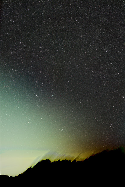 夜明けに昇るみずがめ・みなみのうお(パンスターズ彗星 C/2013 X1とらせん星雲の接近)