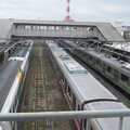 写真: 横浜線２０５系、東急車両、Ｅ２５７系（八王子駅）