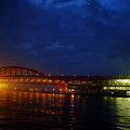 ポートターミナルと神戸大橋