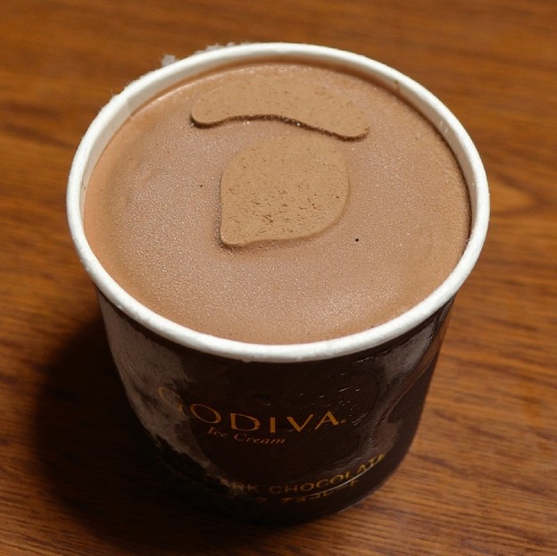 GODIVA＜ベルジアンダークチョコレート＞