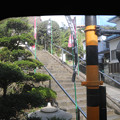 写真: 江ノ電から満福寺を見る１