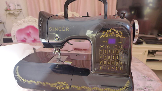 写真: SINGER シンガー コンピューターミシン【The Singer 160 LIMITED EDITION】 160周年記念限定モデル 160