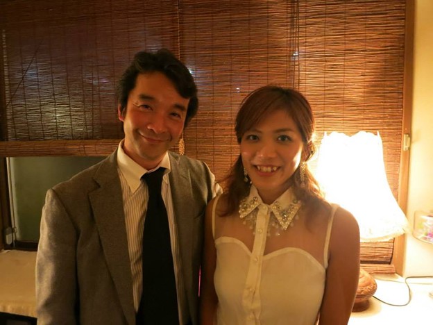 写真: 上野さんとメリ先生