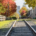 写真: 秋の旧手宮線　北海道の鉄道発祥の地