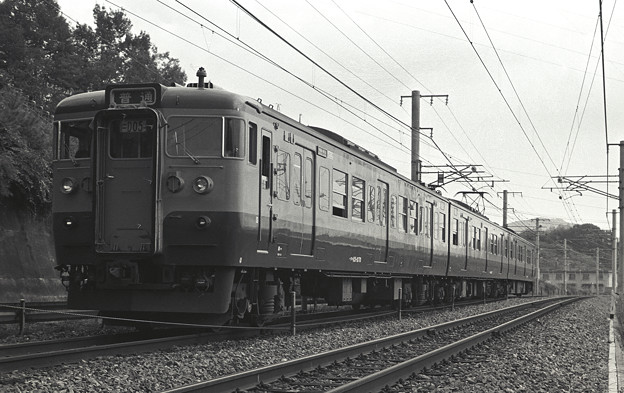 写真: 1986年頃　伯備線を走る上り115系