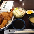 Photos: 3種盛スペシャルカツ丼セット
