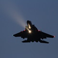 写真: F-15 Night Landing