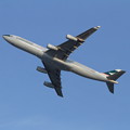 写真: A340 B-HXH [CX]