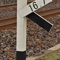 写真: セノハチ　１６．７　勾配標識