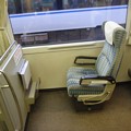 写真: DMU / JR Central Kiha85 seat for disabled