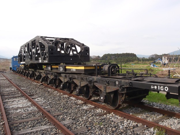 写真: Well deck wagon / Shiki 160 (1), 大物車