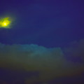 写真: 月夜雲