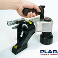 油圧トルクレンチの安全取手が標準装備-PLARAD