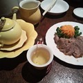 写真: 中国茶&チャーシュー