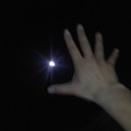 写真: 月に手を伸ばし（3月15日）