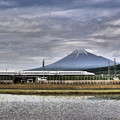 写真: 富士山とＮ７００系　HDR