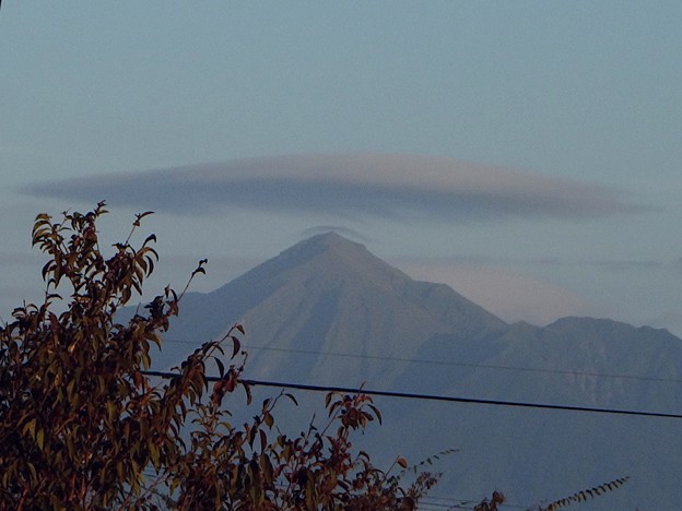 霧島山と傘雲