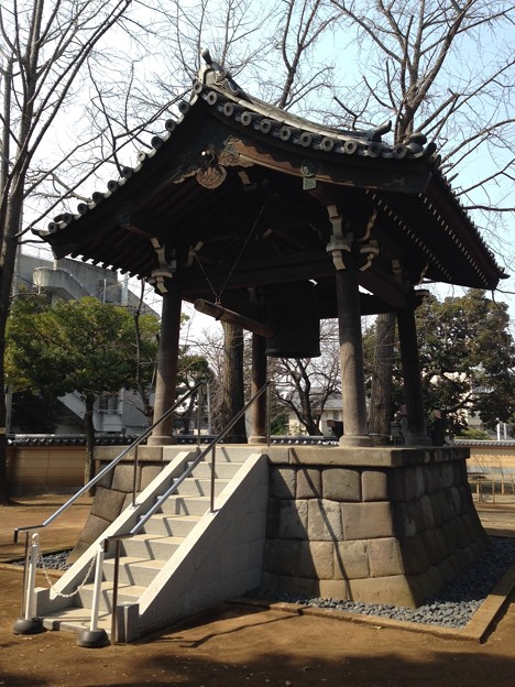 写真: 寛永寺 時の鐘（上野桜木）
